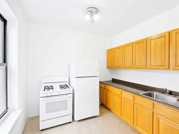 324 91st Street image 4 of 9