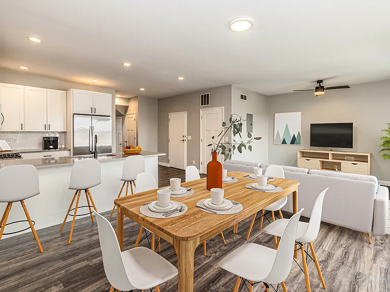 920 S 2nd St #202 — Photo 6