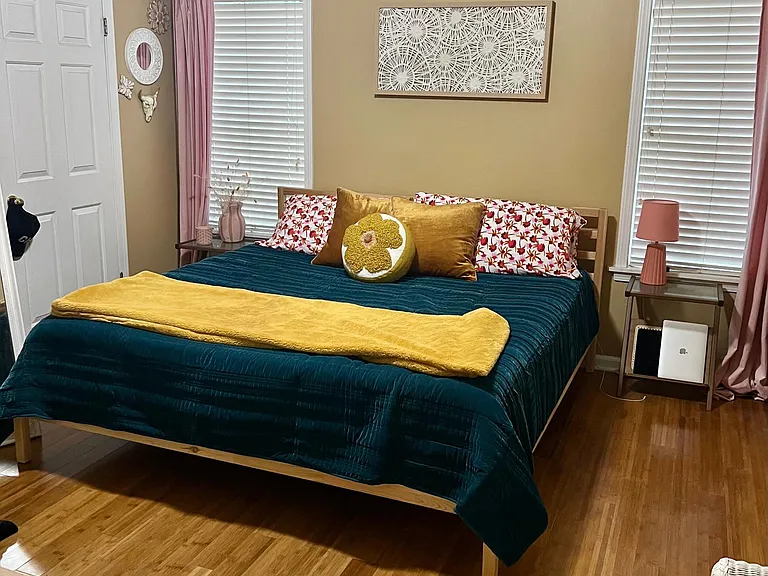Masterbed