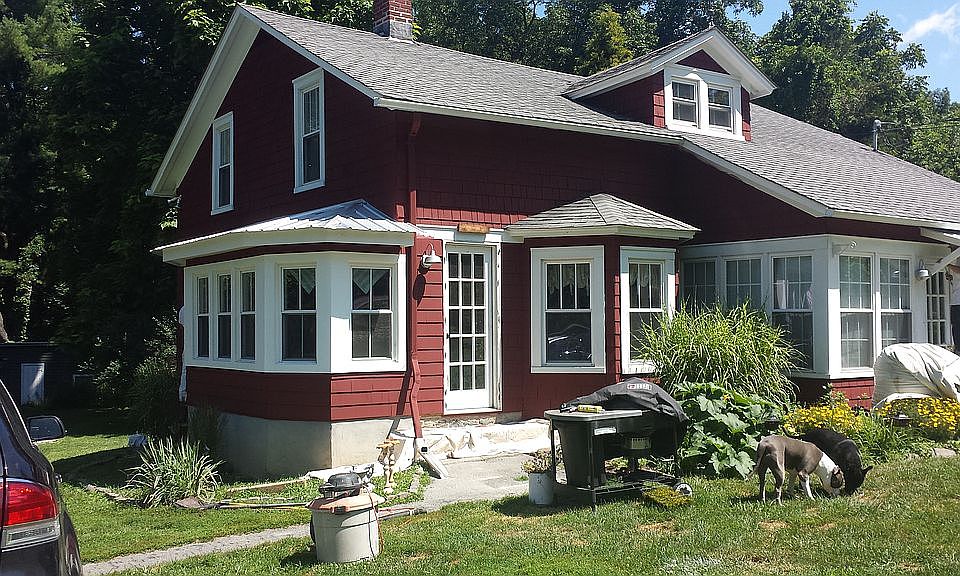 2nd image of 9 Waterbury Hill Rd