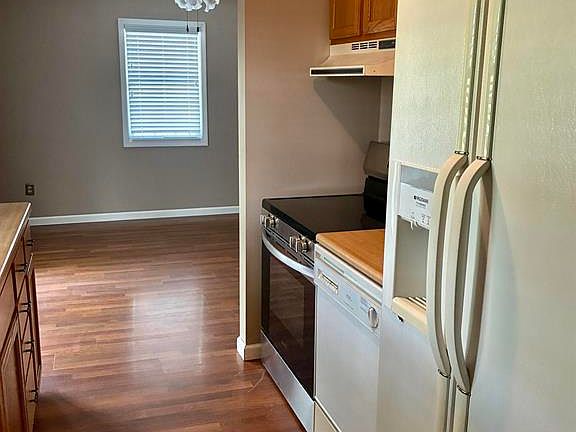 5th image of 1430 Pell St