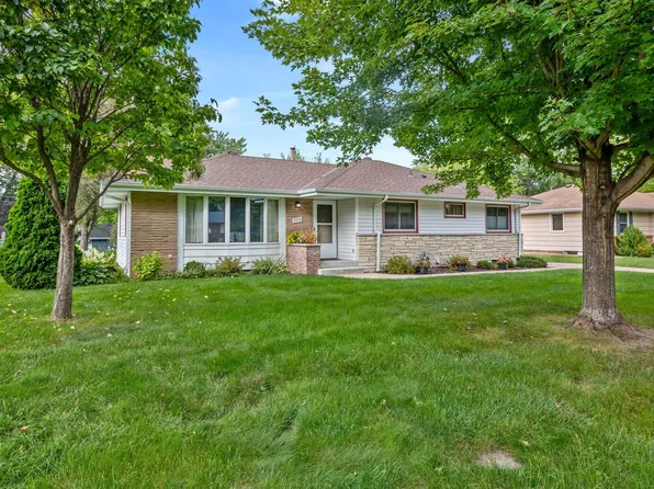 7910 59 1/2 Ave N, New Hope, MN 55428