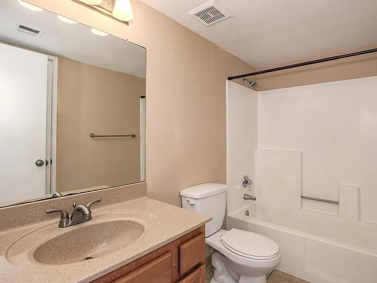 925 S Longmore #212 — Photo 8