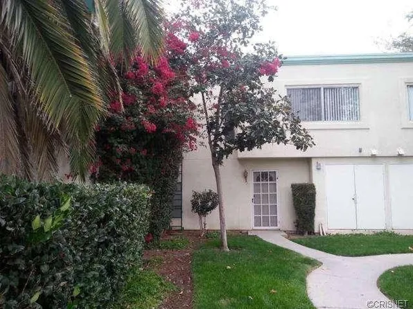 18526 Mayall St Unit J, Northridge, CA 91324