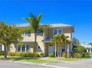 5536 Luminar Pointe Ln, Apollo Beach, FL 33572