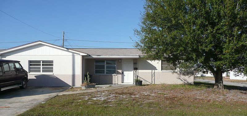 1st image of 3551 Dickens Dr