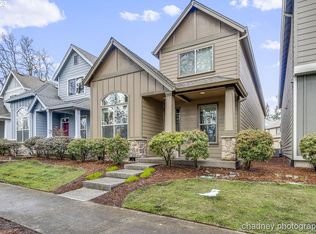 8909 SW Nordic Dr, Tigard, OR 97223
