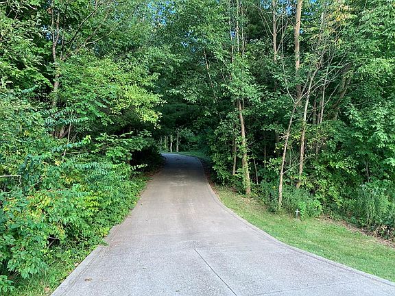 3rd image of 1673 State Route 60