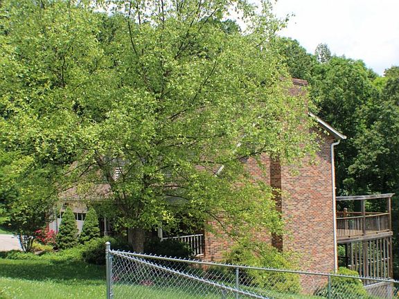 3rd image of 330 Buena Vista Dr