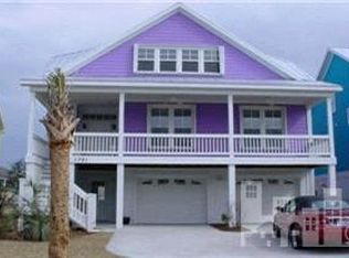 1721 Searay Ln, Kure Beach, NC 28449