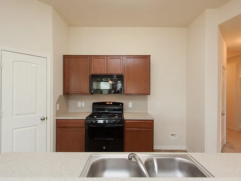107 Piney Ptwy — Photo 10