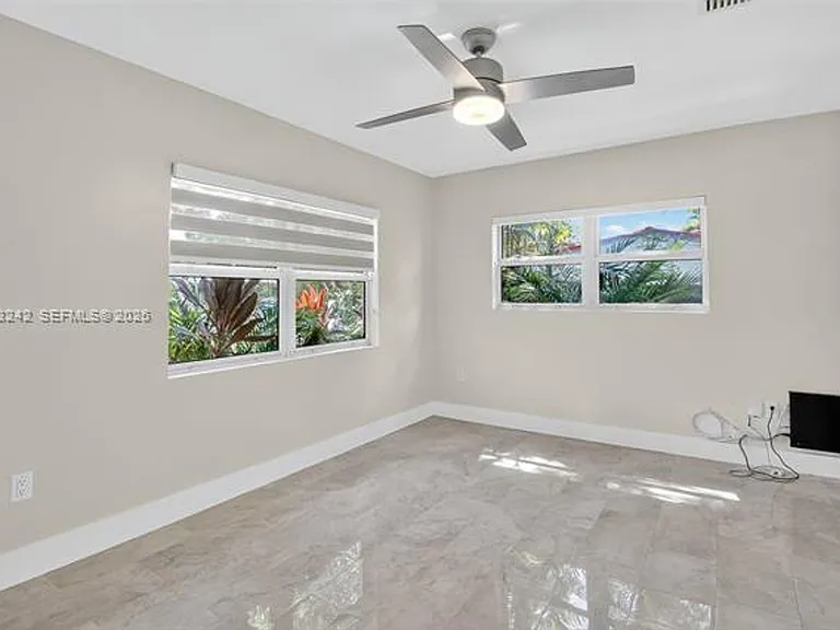 6090 SW 63rd Ave #0 — Photo 30