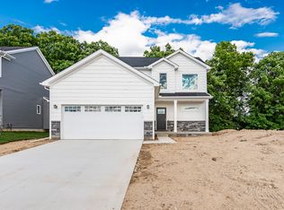 2128 Rolling Hills Dr UNIT 17, Holly, MI 48442