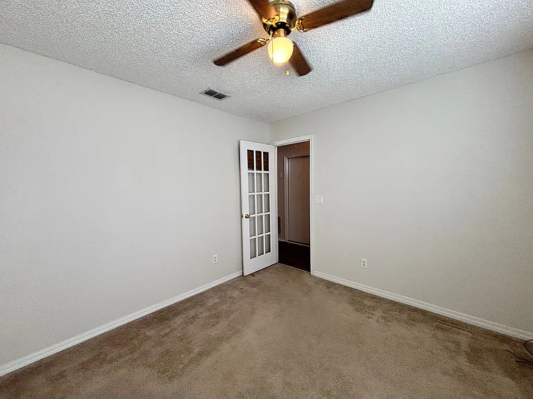 312 Turtle Dove Dr — Photo 7