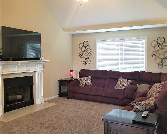 5th image of 1301 Marcy Ct