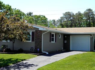 71 Whitman St, Brick, NJ 08724