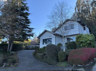 2225 Maine Ct, North Bend, OR