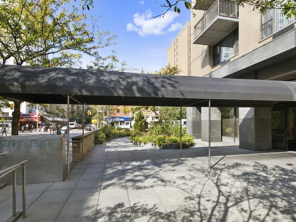 201 East 17th Street 31E image 13 of 14