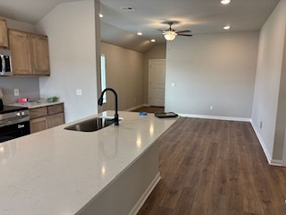 5th image of 2100 SE 90th St