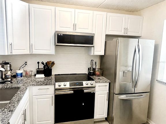 4th image of 2864 SOMERSET PARK DRIVE #2864