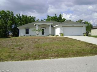 705 SW 29th Ter, Cape Coral, FL 33914