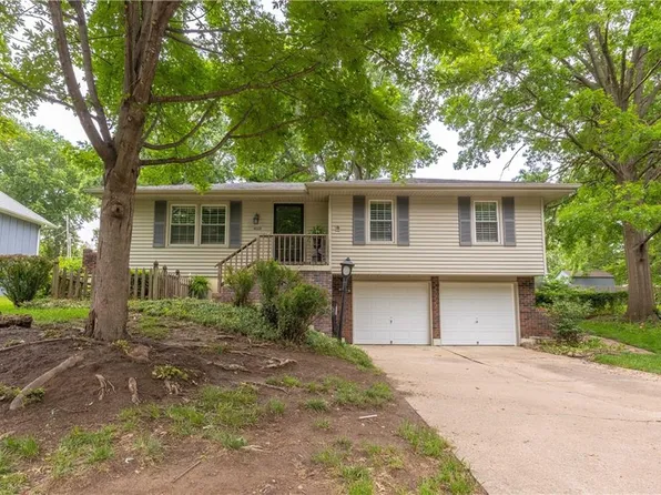 4005 S Coventry Dr, Independence, MO 64055