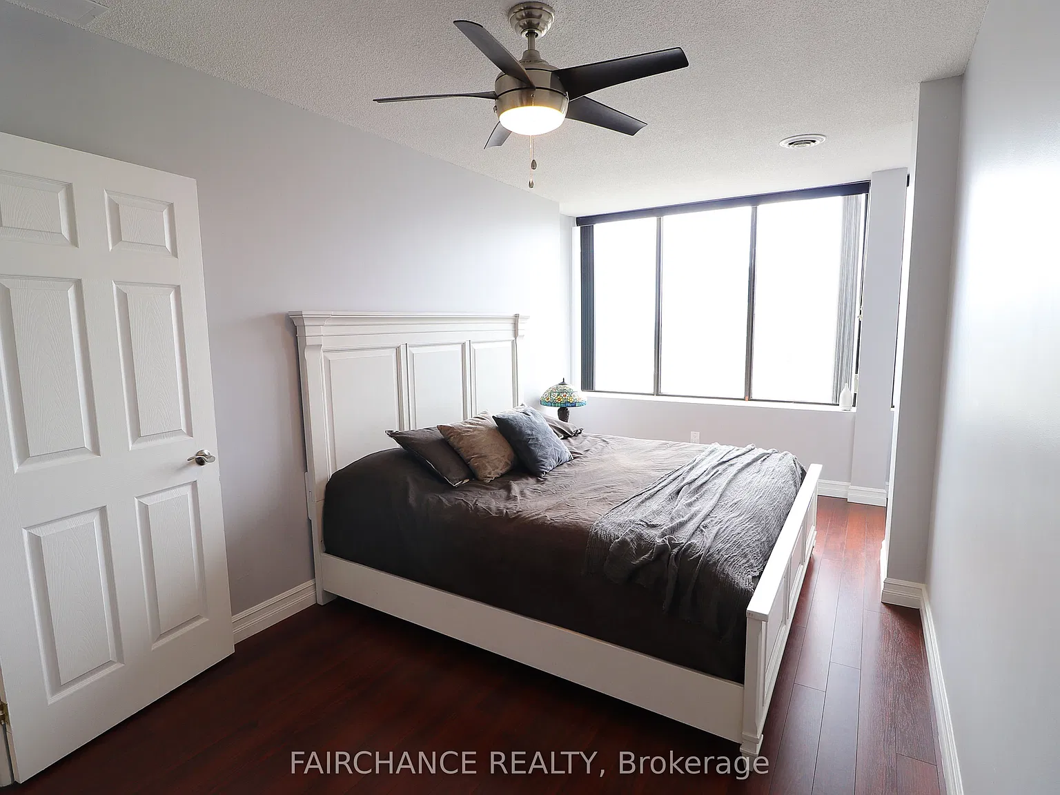1 bed, $1,950 — Photo 4