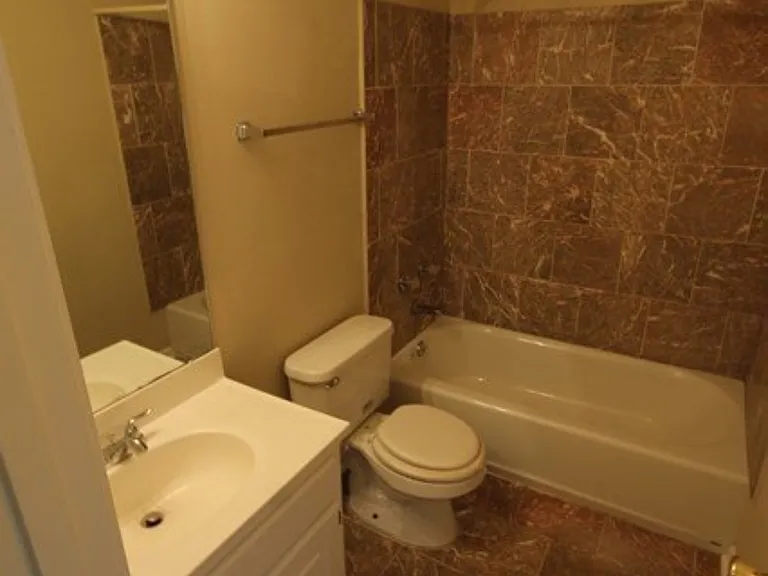 440 Beauregard Cir — Photo 8