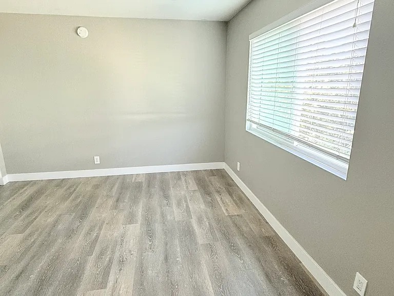 11040 Hesby St #210 — Photo 14