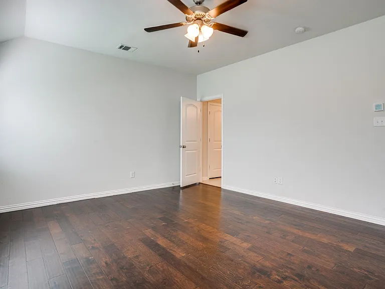 6229 Gloucester Dr — Photo 18