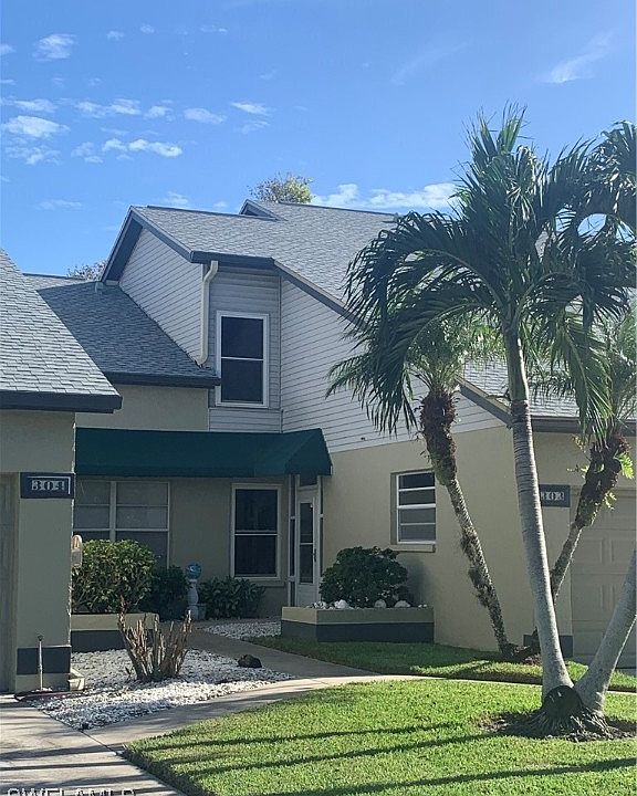 1st image of 303 McGregor Park Cir