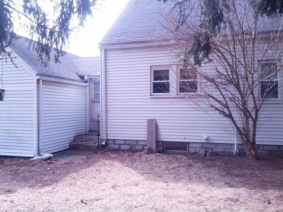 4th image of 5 Magnolia St