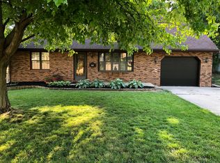 502 Lincoln St, Washington, IL 61571