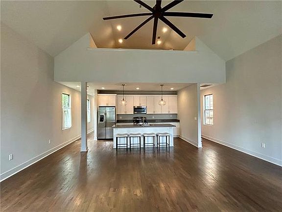 4th image of 2500 Delachaise St