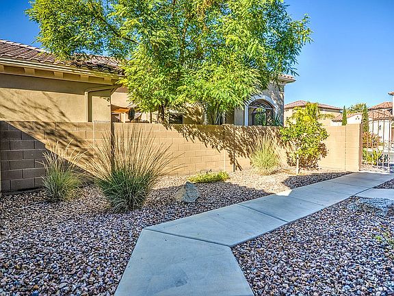 4th image of 2271 E Azalea Dr