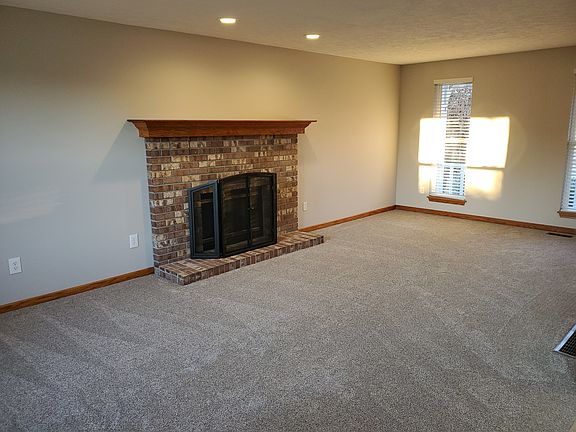3rd image of 5214 Brockton Dr