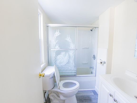 4th image of 6 Gorman Ave #2