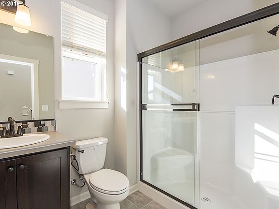 5th image of 18001 NE 78th Way