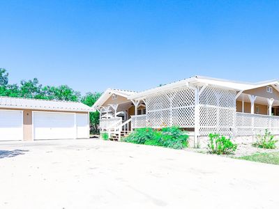 8 Tennis Ct, Brackettville, TX, 78832