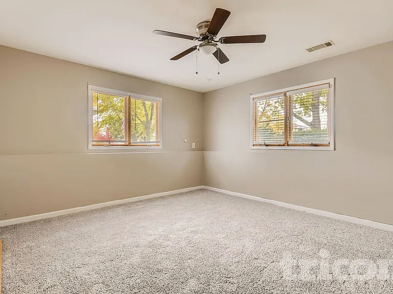 1812 Cumberland Dr — Photo 11