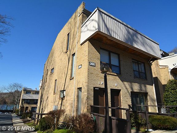 Exterior (Front)