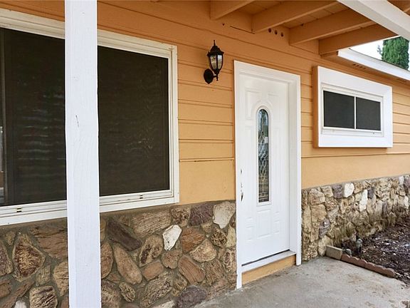 3rd image of 6698 Merito Ave