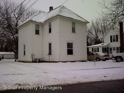 1st image of 521 Dewey Ave APT 4