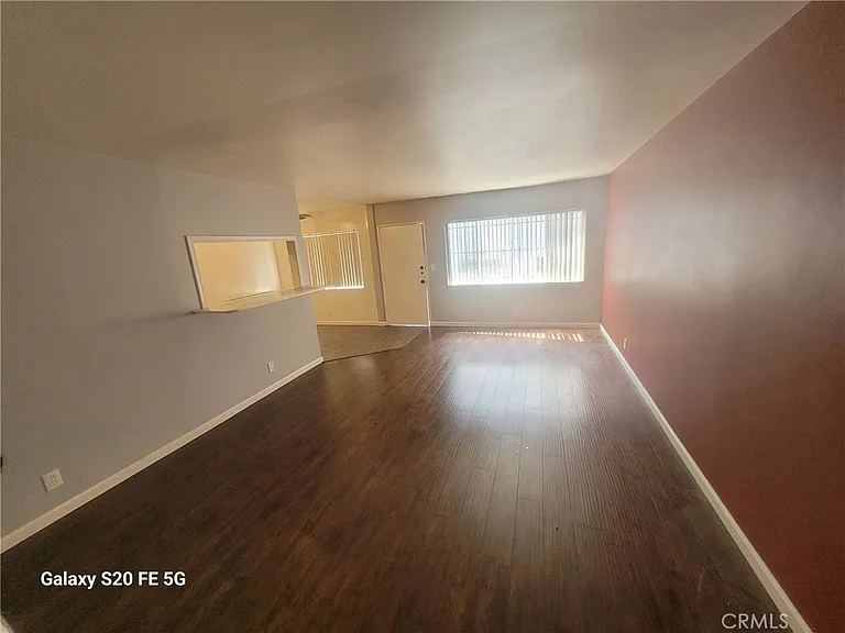 5621 Edgemar Ave — Photo 10