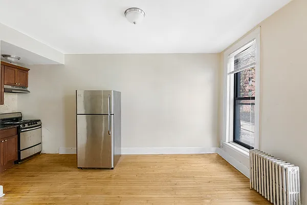 Rented by Compass | media 32