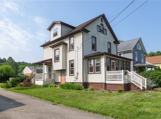 573 E Main St, East Palestine, OH 44413