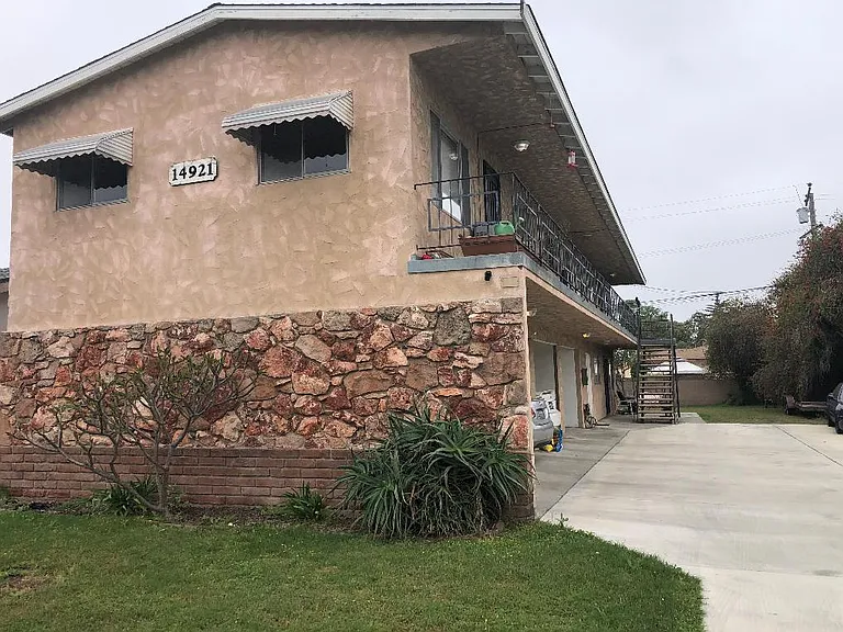 14921 Harper St — Photo 1