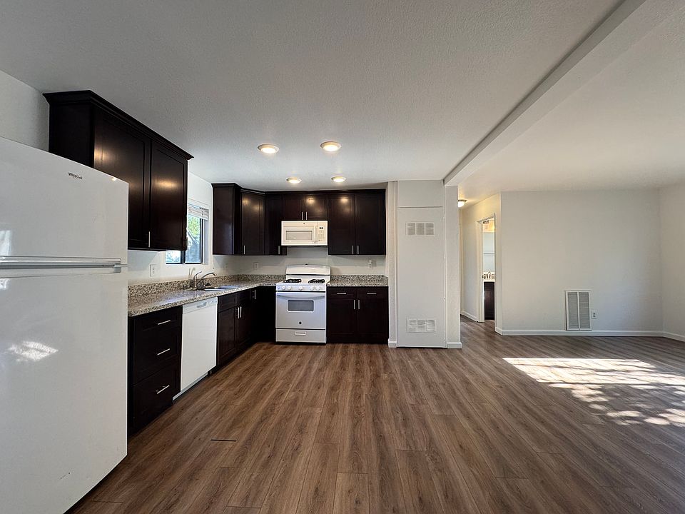 1st image of 3447 1st Ave #3447