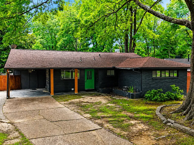 449 Green Acres Rd — Photo 2