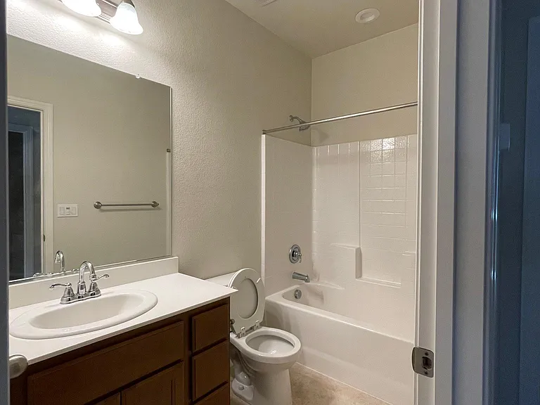 710 Marybelle Dr — Photo 8